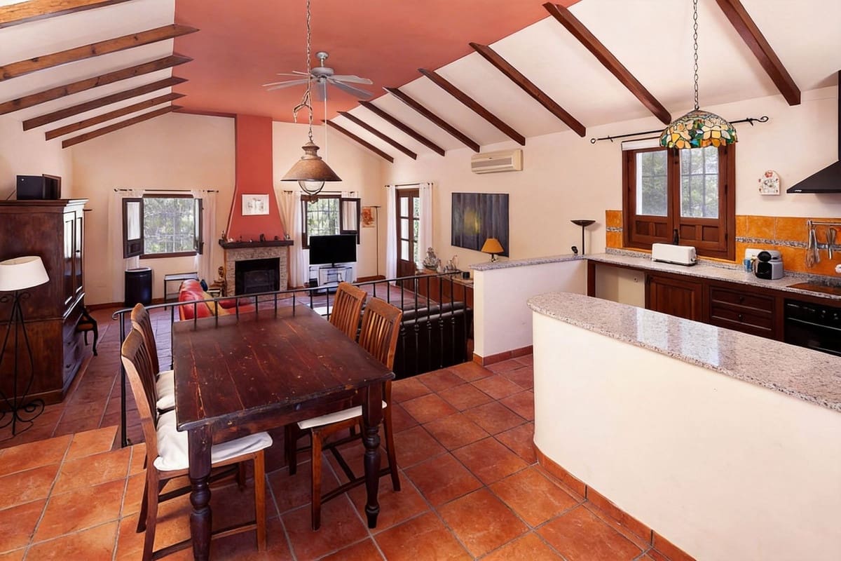 13 bedroom Finca/Country House for sale in Almogia with pool garage - € 2,200,000 (Ref: 9656707)