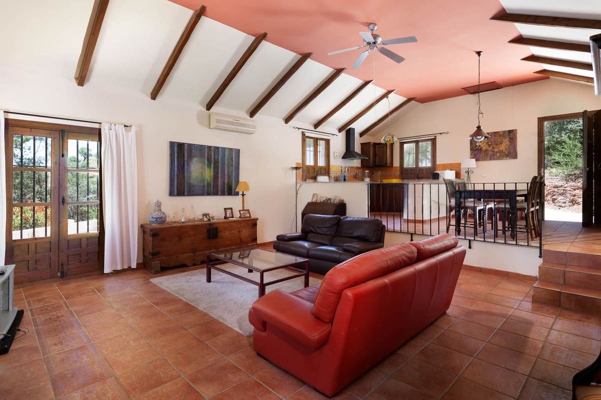 13 bedroom Finca/Country House for sale in Almogia with pool garage - € 2,200,000 (Ref: 9656707)