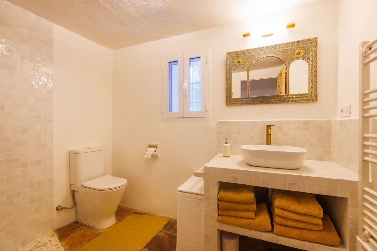 6 chambre Villa/Maison Semi-Mitoyenne à vendre à Comares avec garage - 899 000 € (Ref: 9663280)