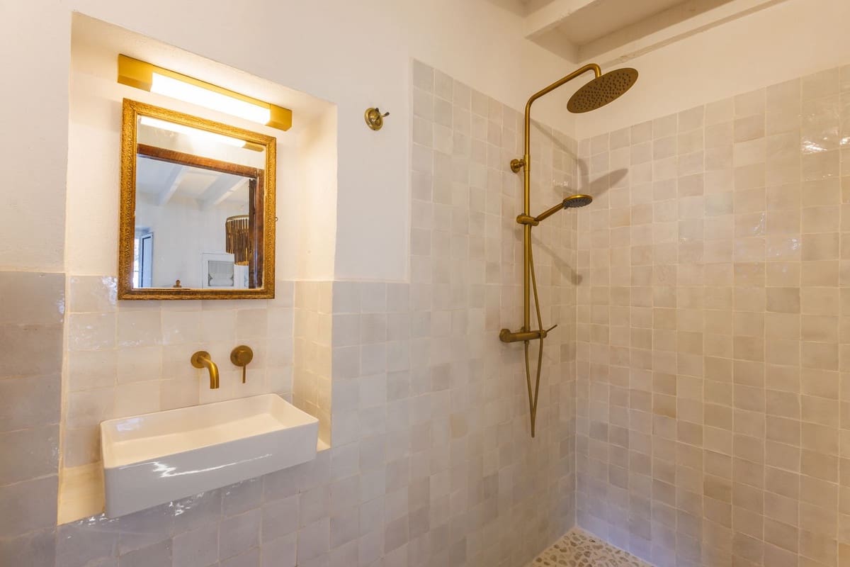 6 chambre Villa/Maison Semi-Mitoyenne à vendre à Comares avec garage - 899 000 € (Ref: 9663280)