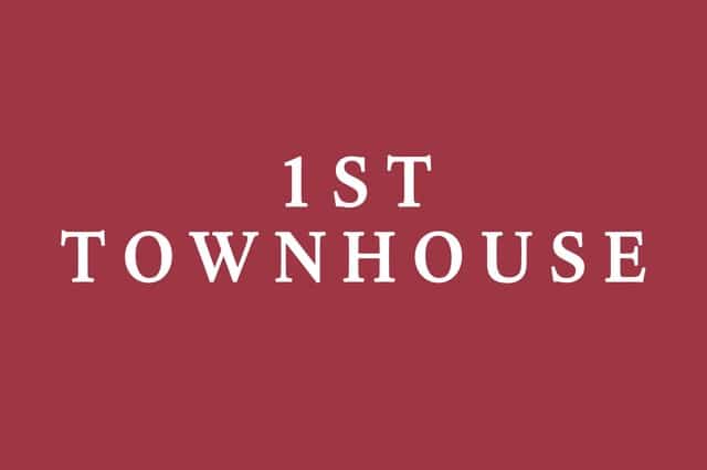 6 soverom Kjedet enebolig til salgs i Comares med garasje - € 899 000 (Ref: 9663280)