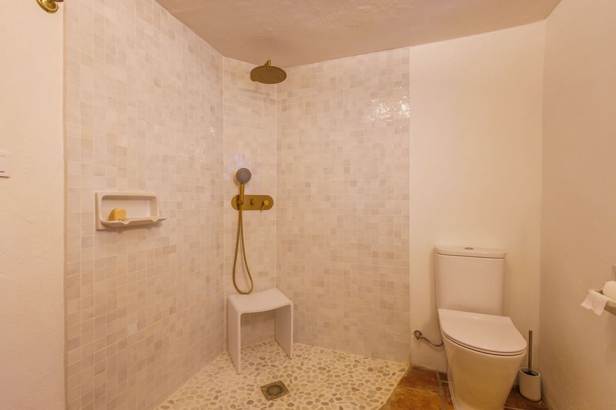 6 sovrum Semi-fristående Villa till salu i Comares med garage - 899 000 € (Ref: 9663280)