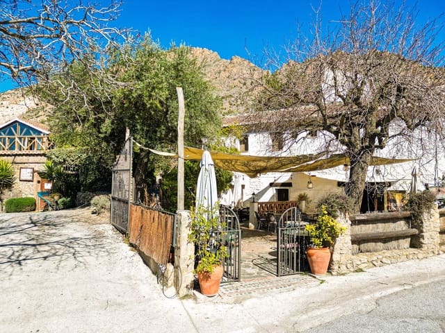 14 chambre Finca/Maison de Campagne à vendre à Nigüelas avec piscine garage - 1 500 000 € (Ref: 9664300)