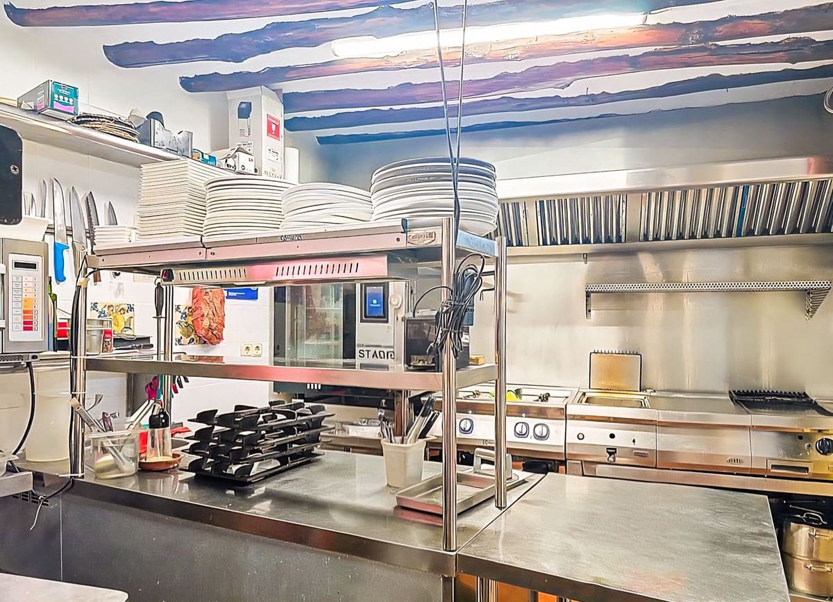 Finca/Casa Rural de 14 habitaciones en Nigüelas en venta con piscina garaje - 1.500.000 € (Ref: 9664300)