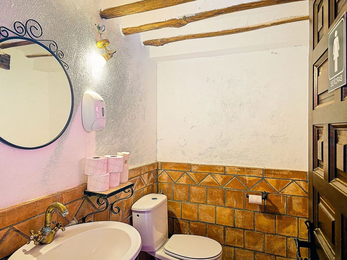 Finca/Casa Rural de 14 habitaciones en Nigüelas en venta con piscina garaje - 1.500.000 € (Ref: 9664300)