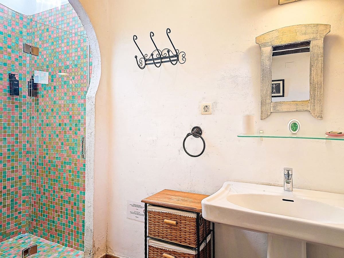 Finca/Casa Rural de 14 habitaciones en Nigüelas en venta con piscina garaje - 1.500.000 € (Ref: 9664300)