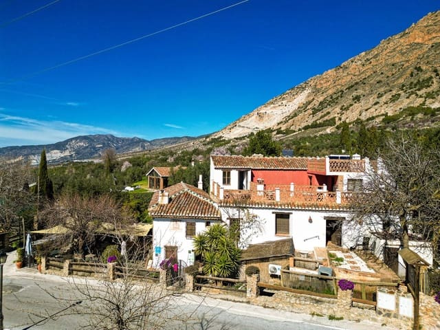Finca/Casa Rural de 14 habitaciones en Nigüelas en venta con piscina garaje - 1.500.000 € (Ref: 9664300)