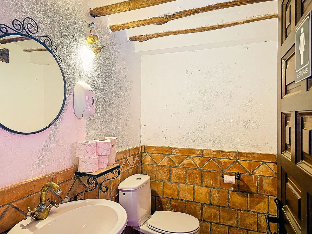 Finca/Casa Rural de 14 habitaciones en Nigüelas en venta con piscina garaje - 1.500.000 € (Ref: 9664300)