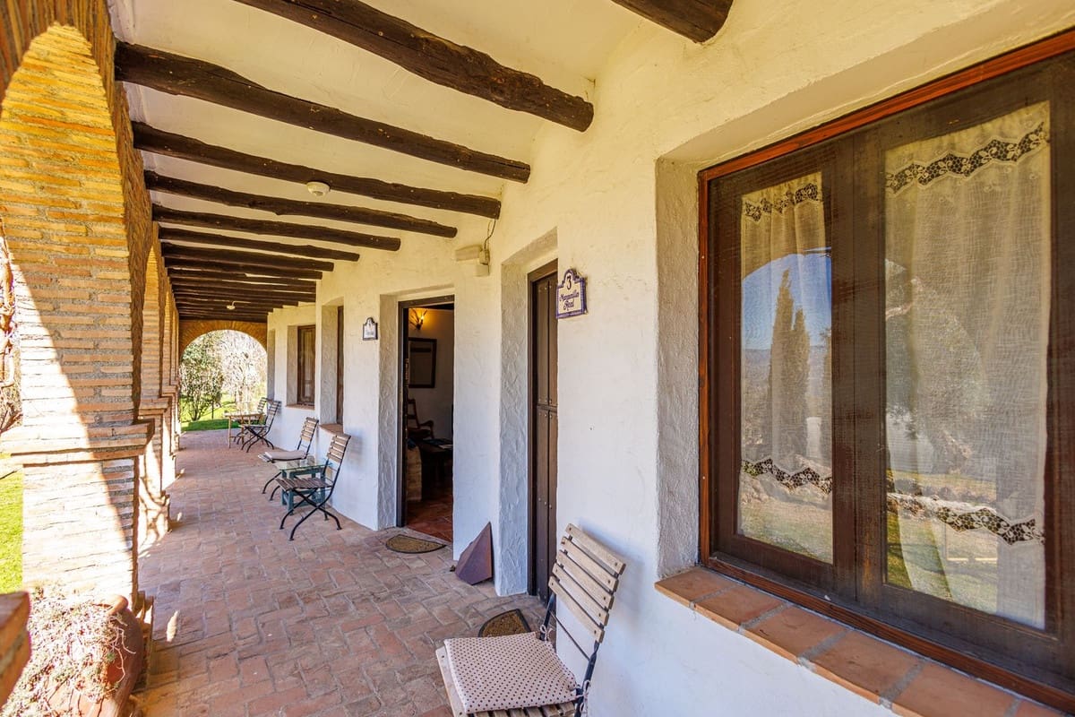 Finca/Casa Rural de 14 habitaciones en Nigüelas en venta con piscina garaje - 1.500.000 € (Ref: 9664300)