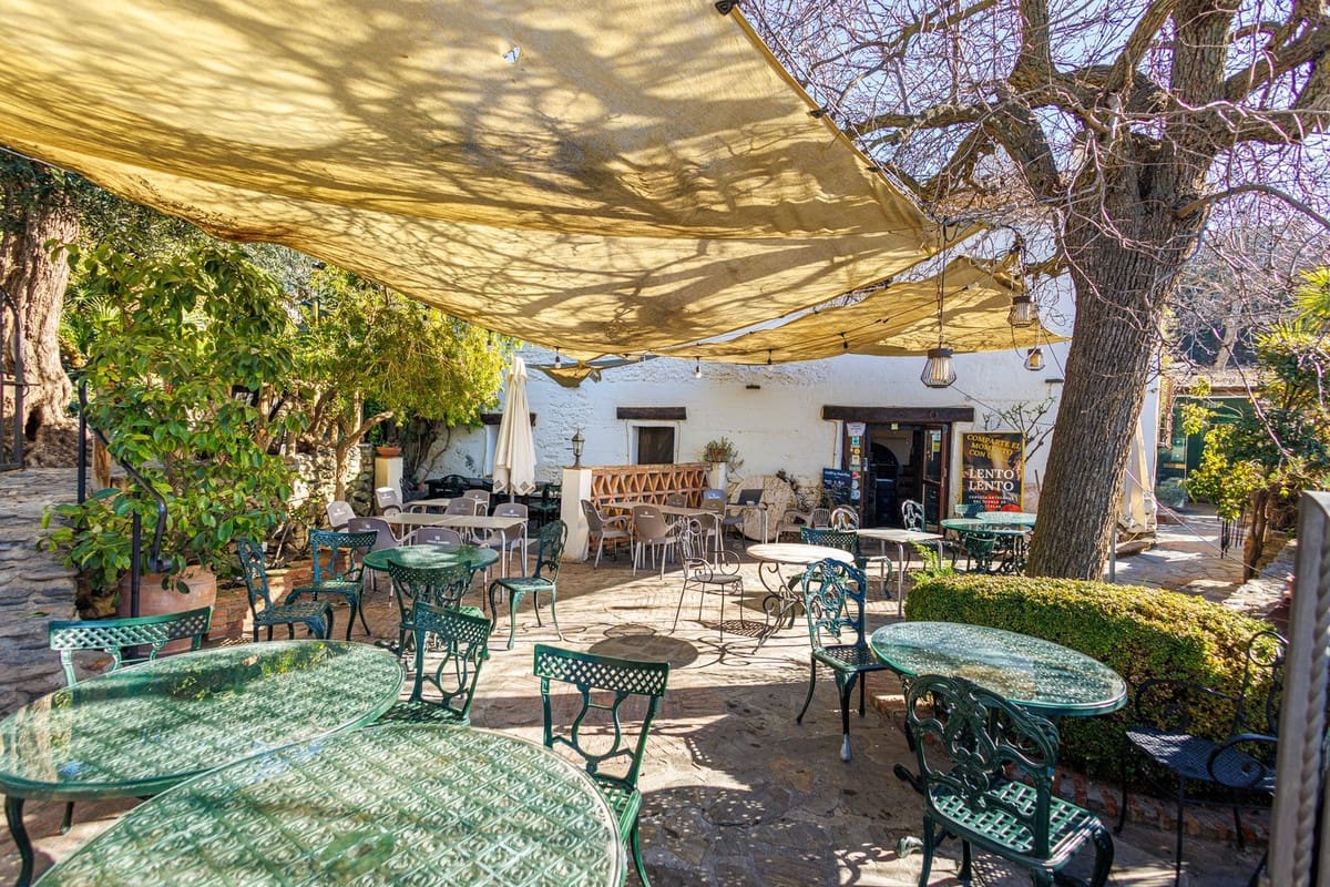 14 chambre Finca/Maison de Campagne à vendre à Niguelas avec piscine garage - 1 500 000 € (Ref: 9664300)