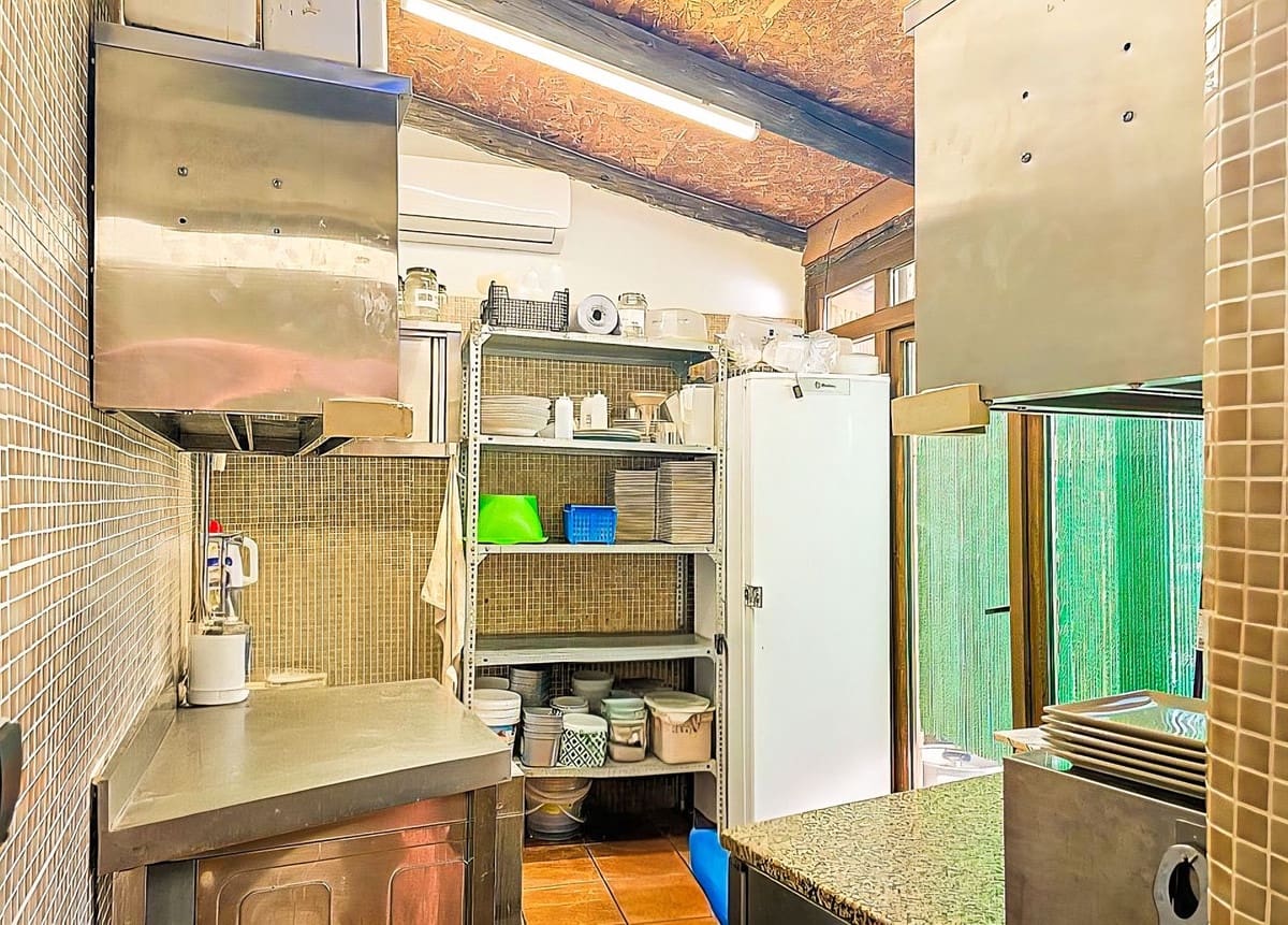 14 chambre Finca/Maison de Campagne à vendre à Niguelas avec piscine garage - 1 500 000 € (Ref: 9664300)