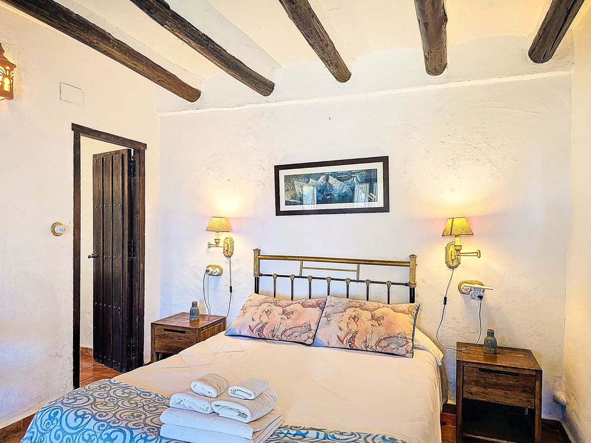 14 chambre Finca/Maison de Campagne à vendre à Niguelas avec piscine garage - 1 500 000 € (Ref: 9664300)