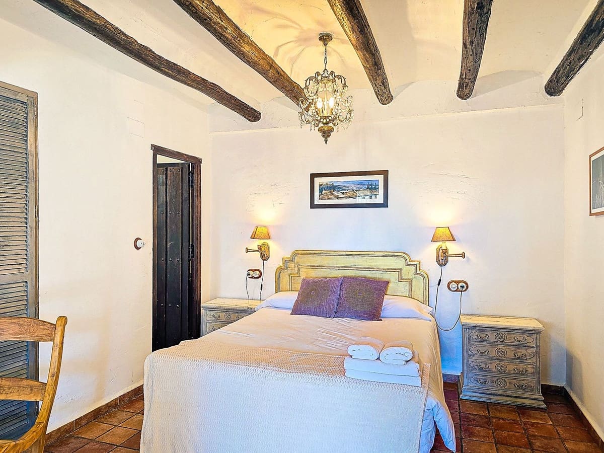 14 chambre Finca/Maison de Campagne à vendre à Niguelas avec piscine garage - 1 500 000 € (Ref: 9664300)