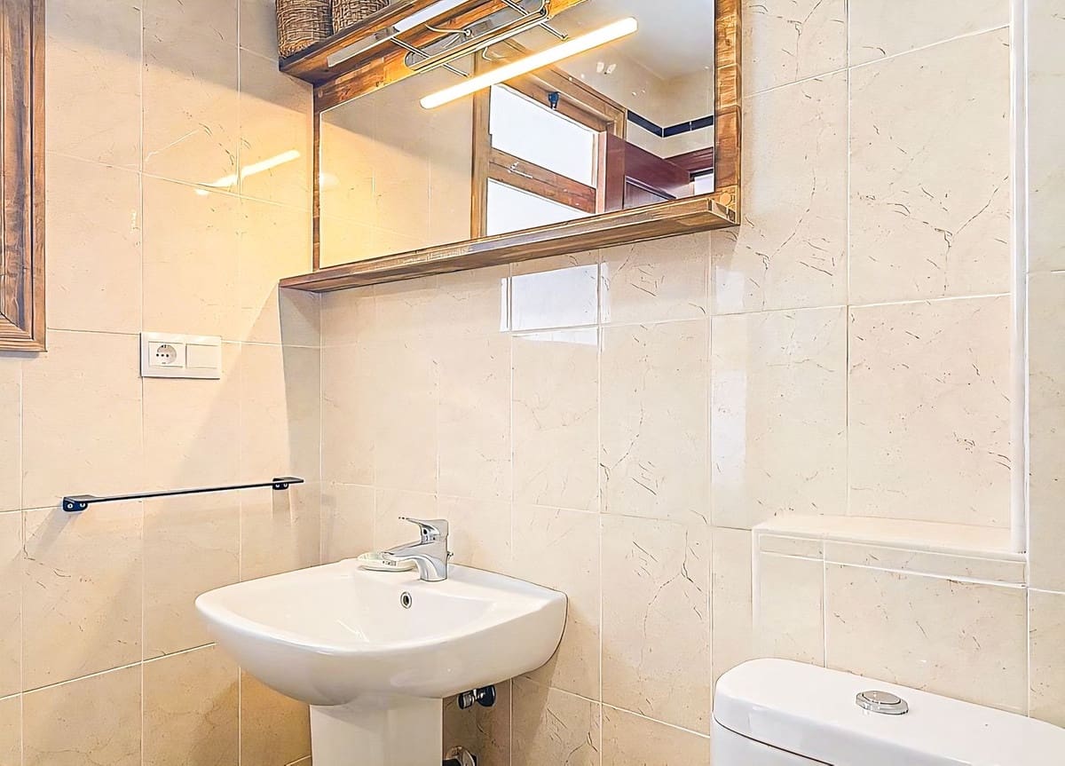 4 chambre Villa/Maison Semi-Mitoyenne à vendre à Almogia avec garage - 295 000 € (Ref: 9665524)