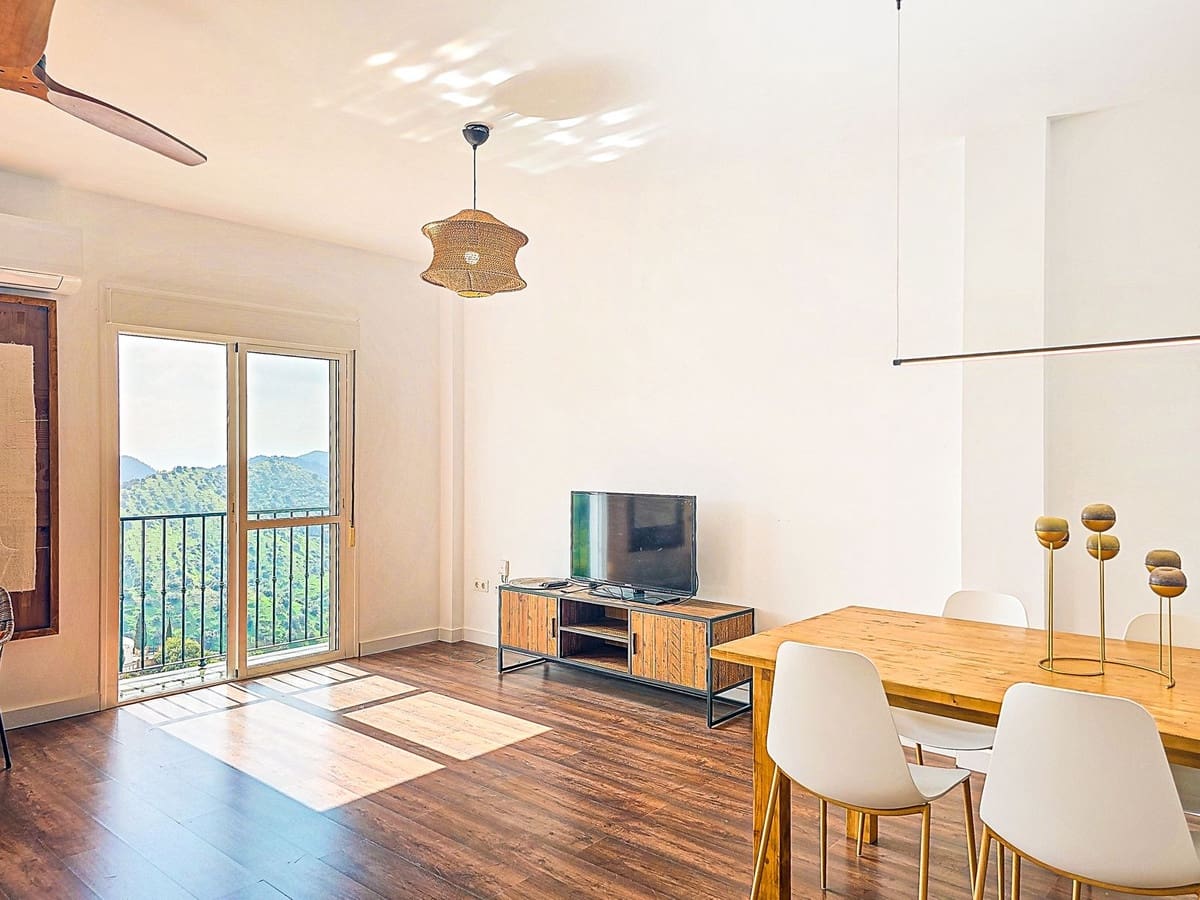 4 sypialnia Dom blizniak na sprzedaż w Almogia z garażem - 295 000 € (Ref: 9665524)