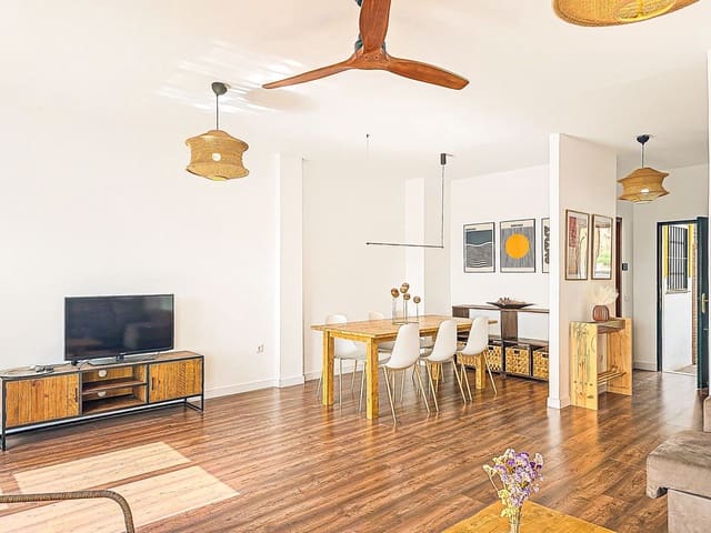 Pareado de 4 habitaciones en Almogía en venta con garaje - 250.000 € (Ref: 9665524)