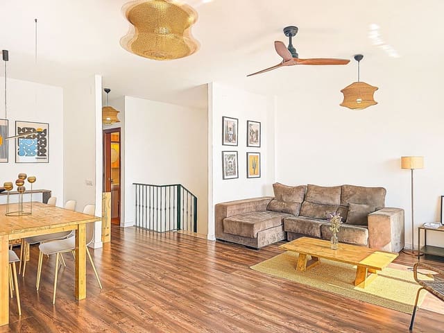 Pareado de 4 habitaciones en Almogía en venta con garaje - 250.000 € (Ref: 9665524)