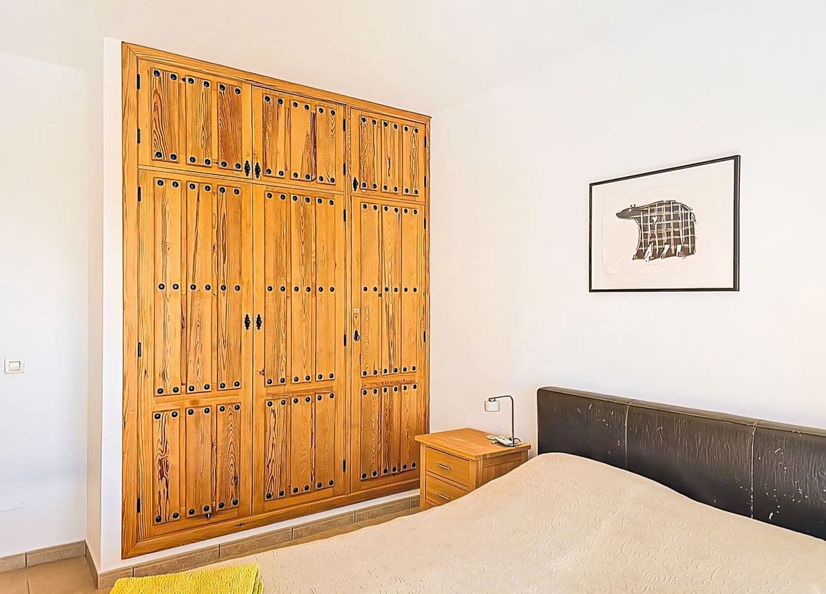 5 soveværelse Villa til salg i Competa med swimmingpool garage - € 575.000 (Ref: 9673801)