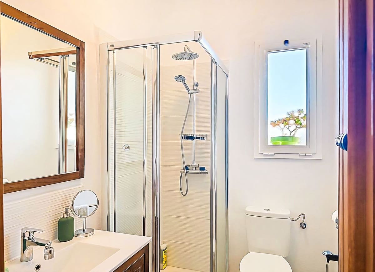 5 soveværelse Villa til salg i Competa med swimmingpool garage - € 575.000 (Ref: 9673801)