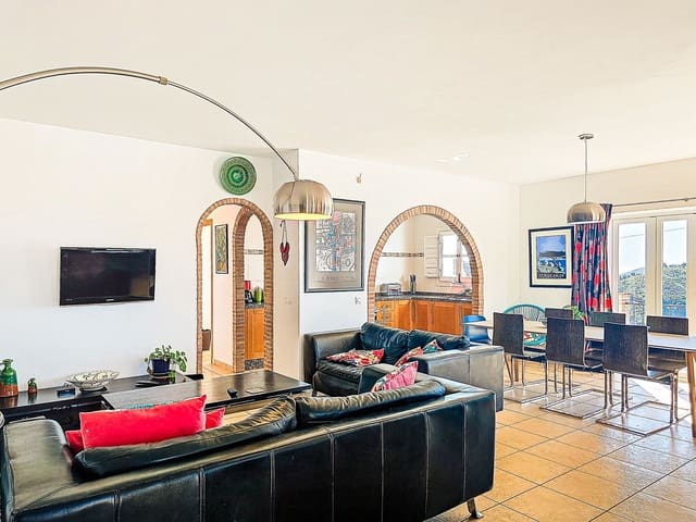 5 camera da letto Villa in vendita in Cómpeta con piscina garage - 575.000 € (Rif: 9673801)