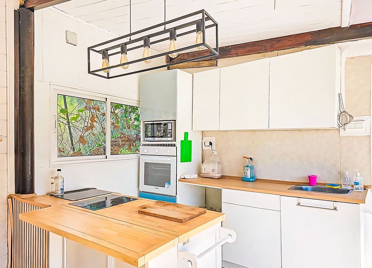 3 soverom Villa til salgs i Vinuela med svømmebasseng garasje - € 399 000 (Ref: 9700238)