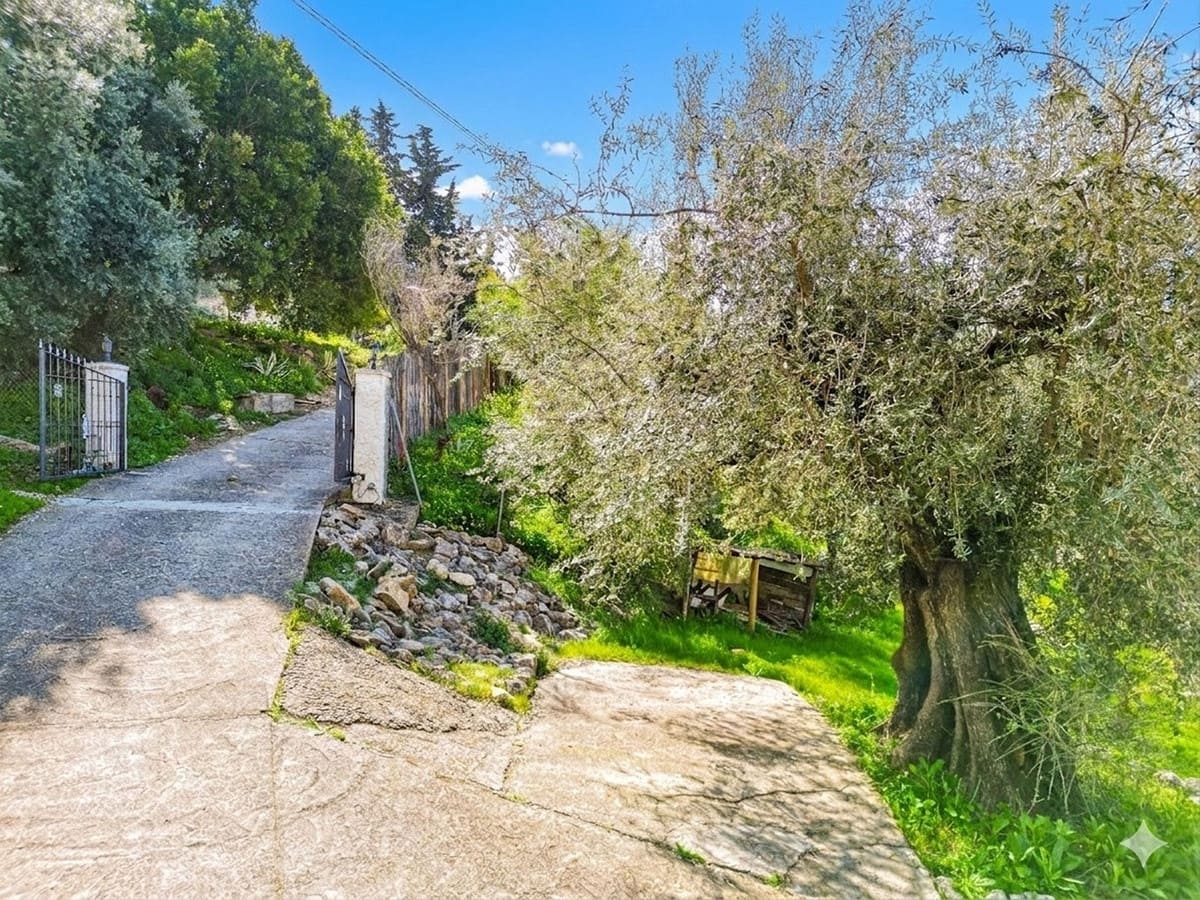 3 soverom Villa til salgs i Vinuela med svømmebasseng garasje - € 399 000 (Ref: 9700238)