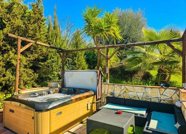 3 soverom Villa til salgs i Viñuela med svømmebasseng garasje - € 399 000 (Ref: 9700238)
