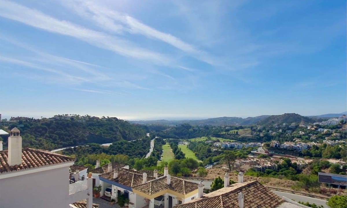 3 bedroom Townhouse for sale in La Heredia with pool - € 925,000 (Ref: 9709254)