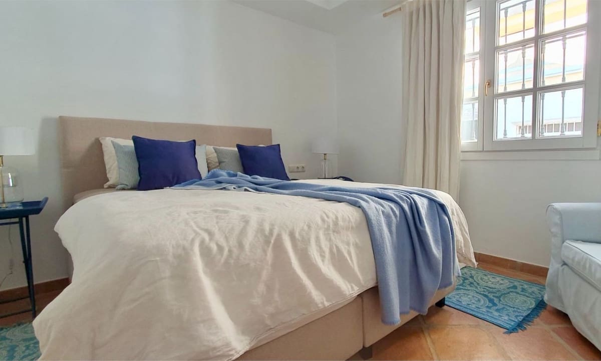 3 bedroom Townhouse for sale in La Heredia with pool - € 925,000 (Ref: 9709254)