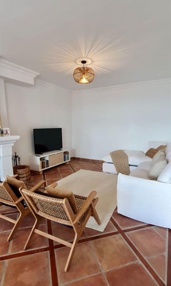 3 bedroom Townhouse for sale in La Heredia with pool - € 925,000 (Ref: 9709254)