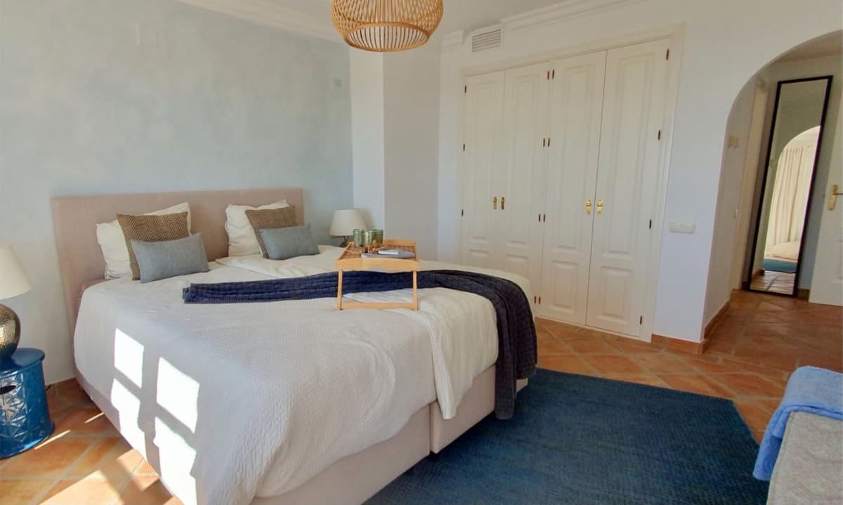 3 bedroom Townhouse for sale in La Heredia with pool - € 925,000 (Ref: 9709254)