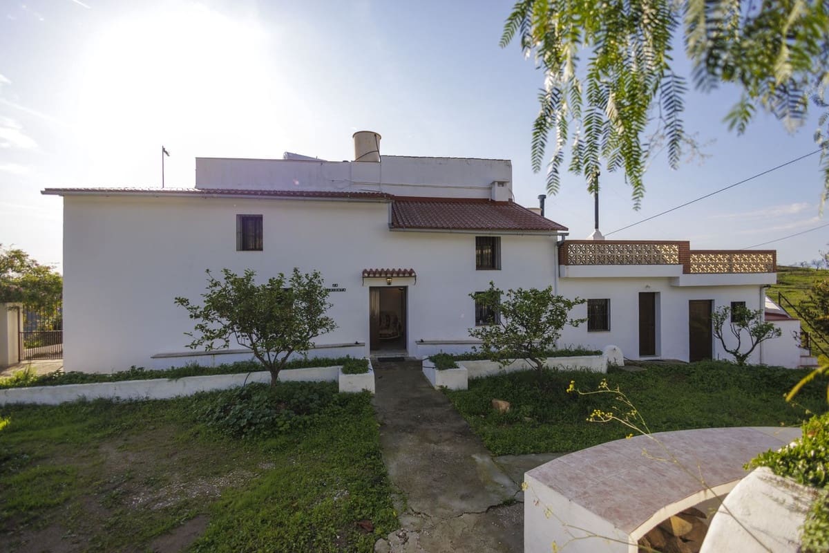 6 Zimmer Finca/Landgut zu verkaufen in Pizarra mit Garage - 450.000 € (Ref: 9713867)