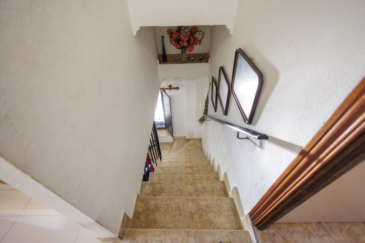 6 Zimmer Finca/Landgut zu verkaufen in Pizarra mit Garage - 450.000 € (Ref: 9713867)