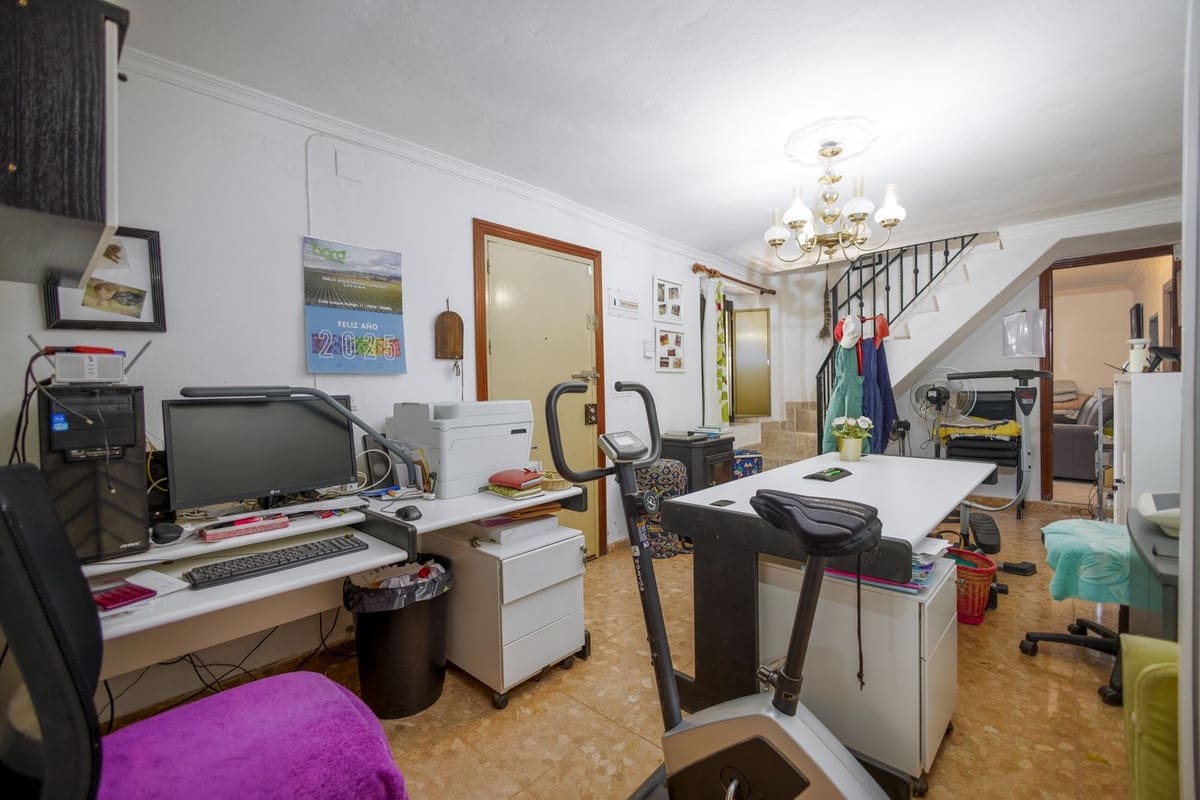6 Zimmer Finca/Landgut zu verkaufen in Pizarra mit Garage - 450.000 € (Ref: 9713867)