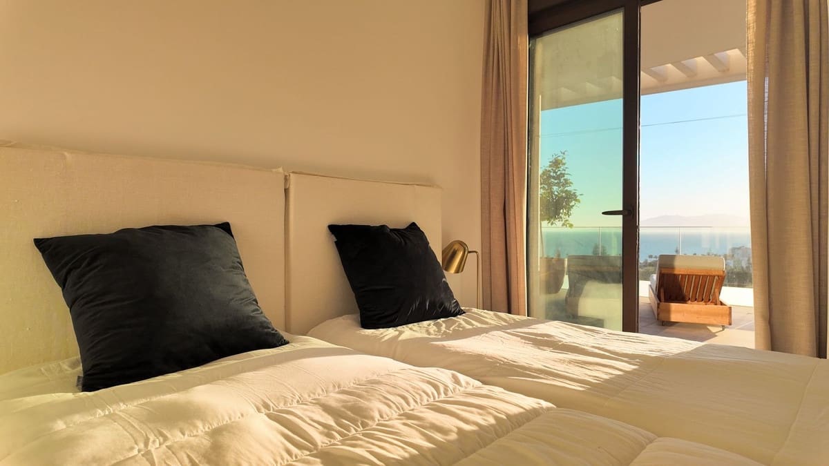 3 chambre Appartement à vendre à Rincon de la Victoria avec piscine garage - 649 000 € (Ref: 9714181)