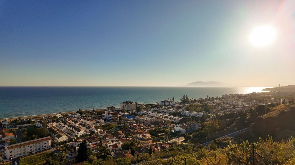 3 chambre Appartement à vendre à Rincon de la Victoria avec piscine garage - 649 000 € (Ref: 9714181)