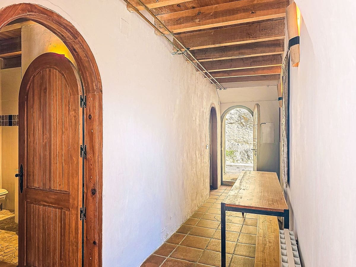 9 chambre Villa/Maison à vendre à Melegis avec piscine garage - 1 150 000 € (Ref: 9719363)