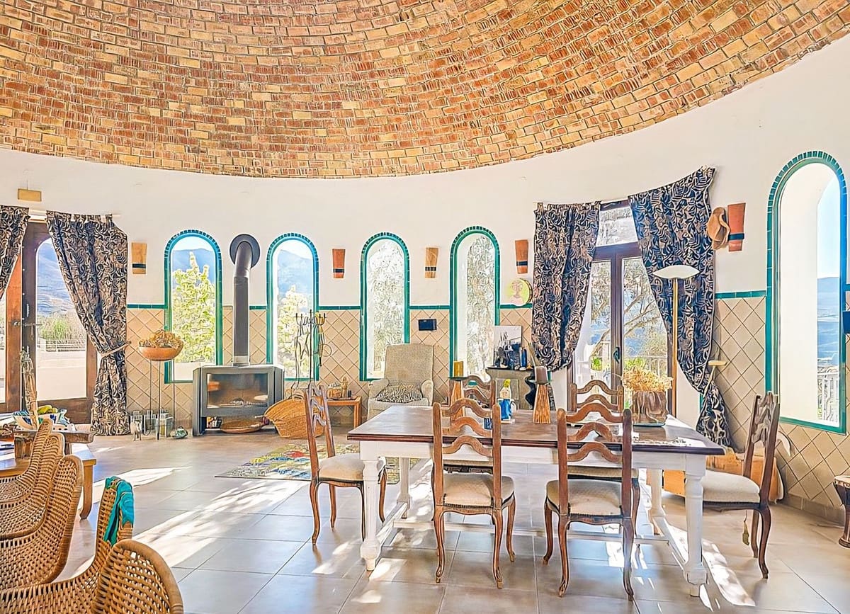 9 chambre Villa/Maison à vendre à Melegis avec piscine garage - 1 150 000 € (Ref: 9719363)