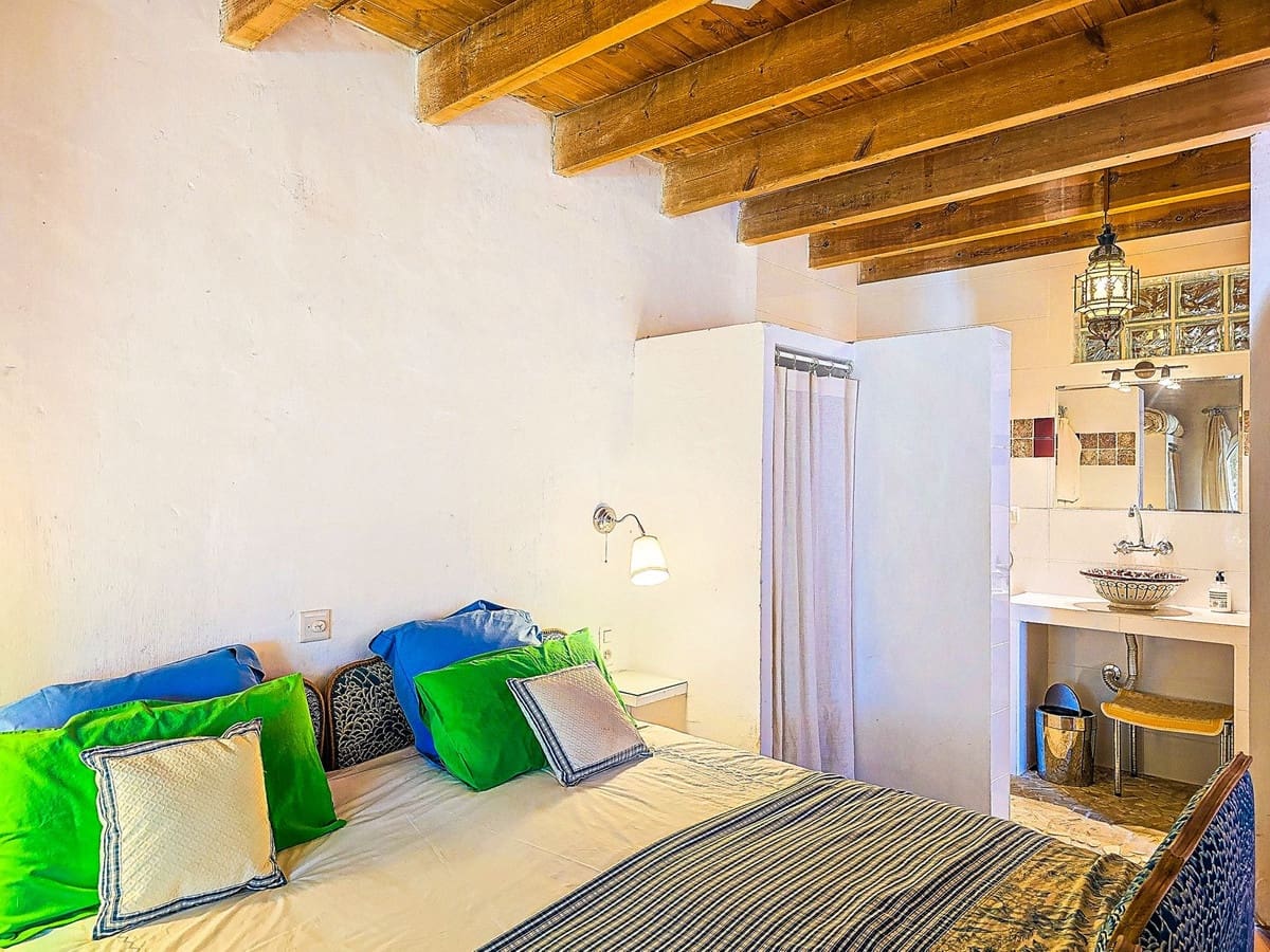 9 chambre Villa/Maison à vendre à Melegis avec piscine garage - 1 150 000 € (Ref: 9719363)