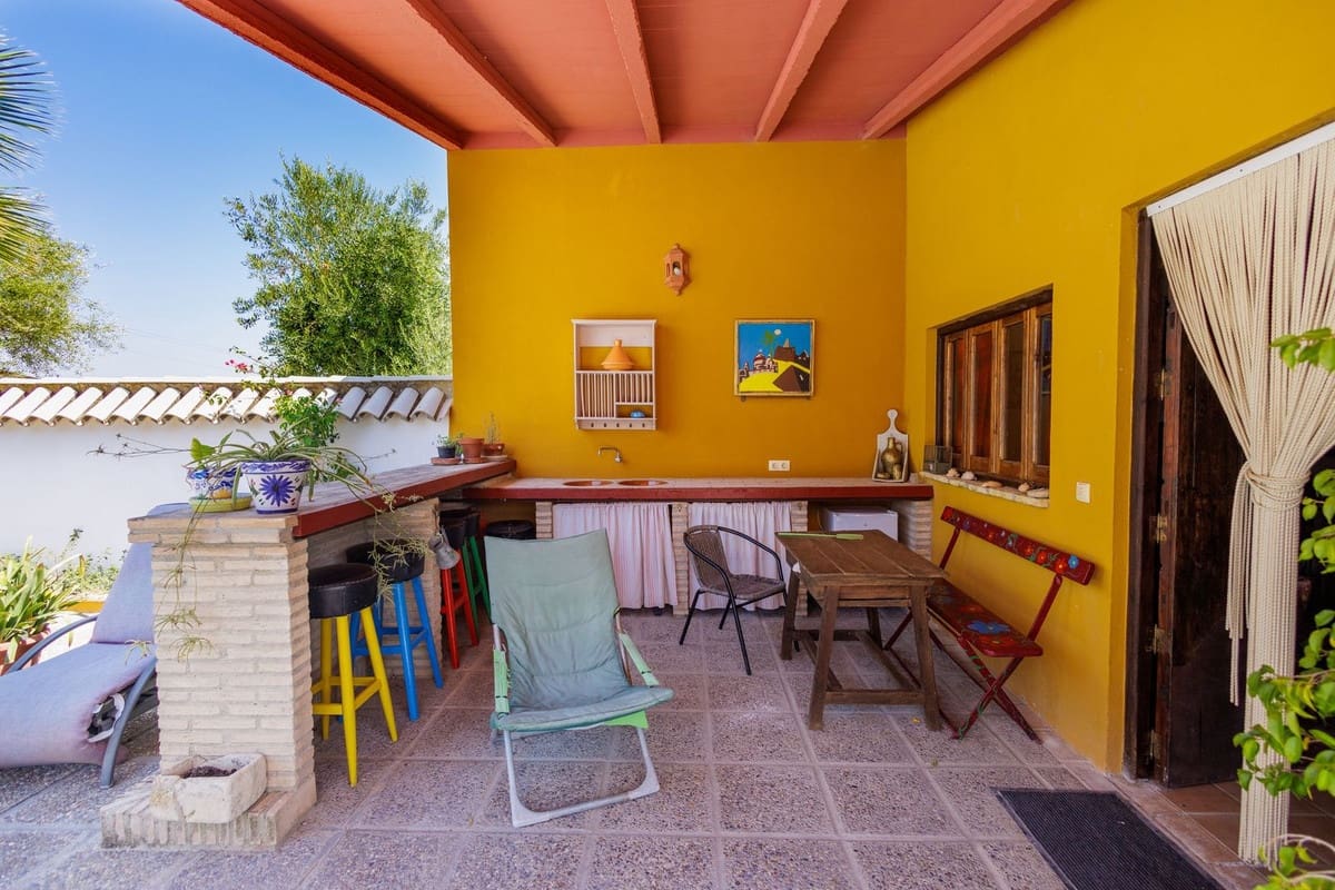 6 soveværelse Finca/Landehus til salg i Moron de la Frontera med swimmingpool garage - € 695.000 (Ref: 9720713)