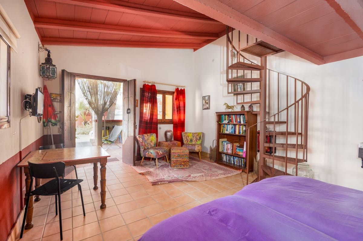 6 soverom Finca/Herregård til salgs i Moron de la Frontera med svømmebasseng garasje - € 699 000 (Ref: 9720713)