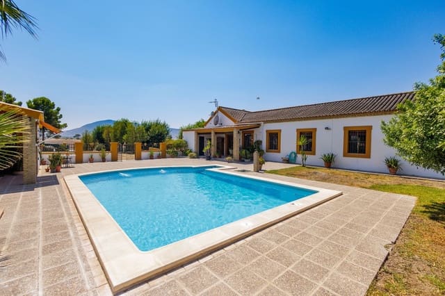 6 bedroom Finca/Country House for sale in Morón de la Frontera with pool garage - € 699,000 (Ref: 9720713)