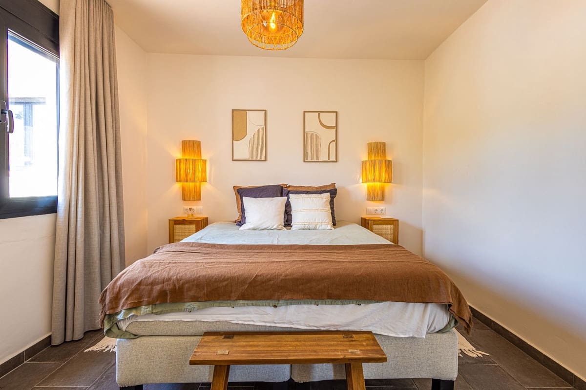 7 bedroom Finca/Country House for sale in Periana with pool garage - € 749,000 (Ref: 9723832)