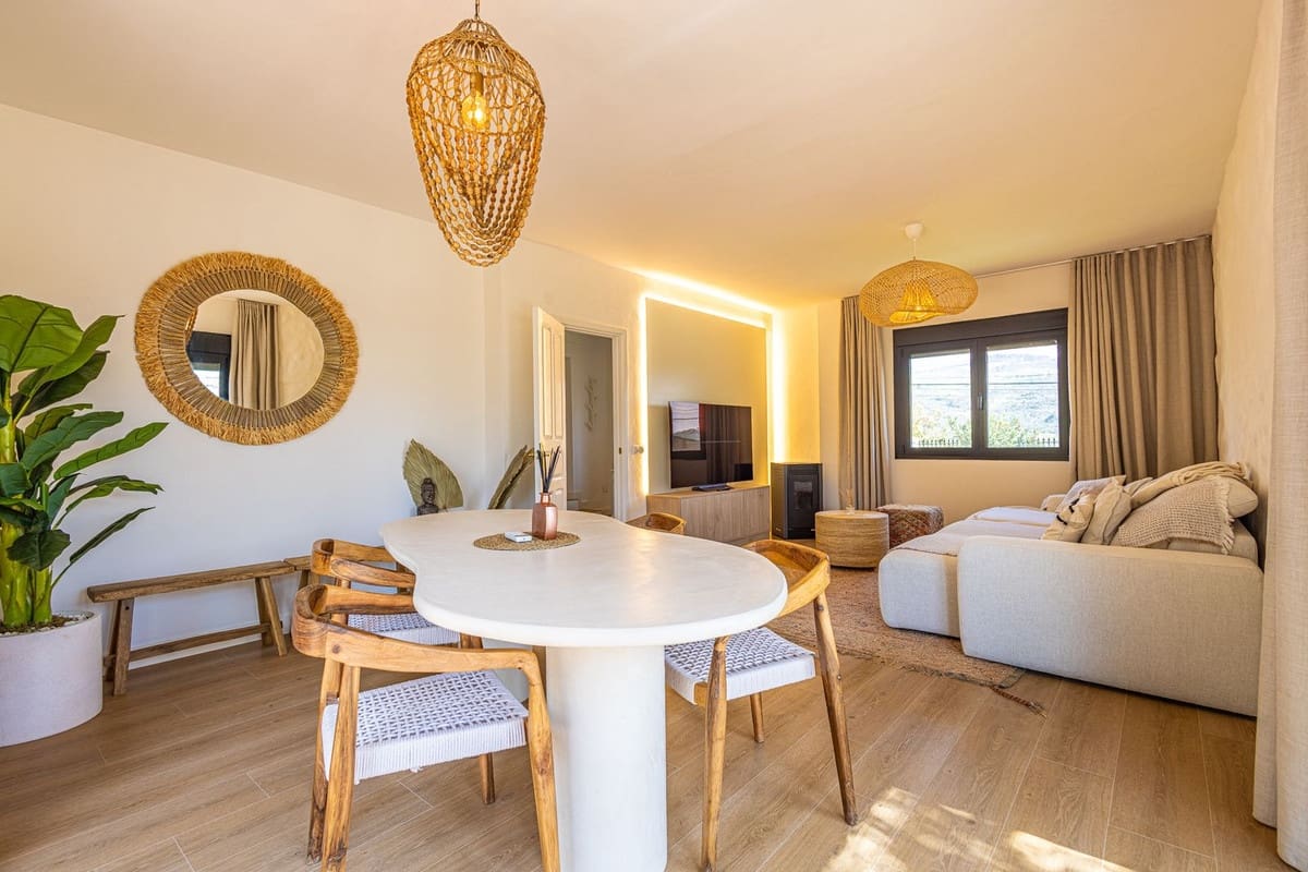 7 bedroom Finca/Country House for sale in Periana with pool garage - € 749,000 (Ref: 9723832)