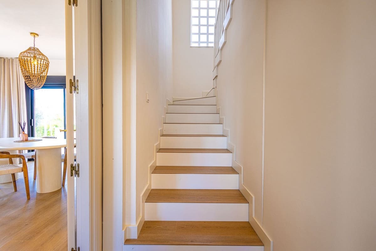 7 bedroom Finca/Country House for sale in Periana with pool garage - € 749,000 (Ref: 9723832)