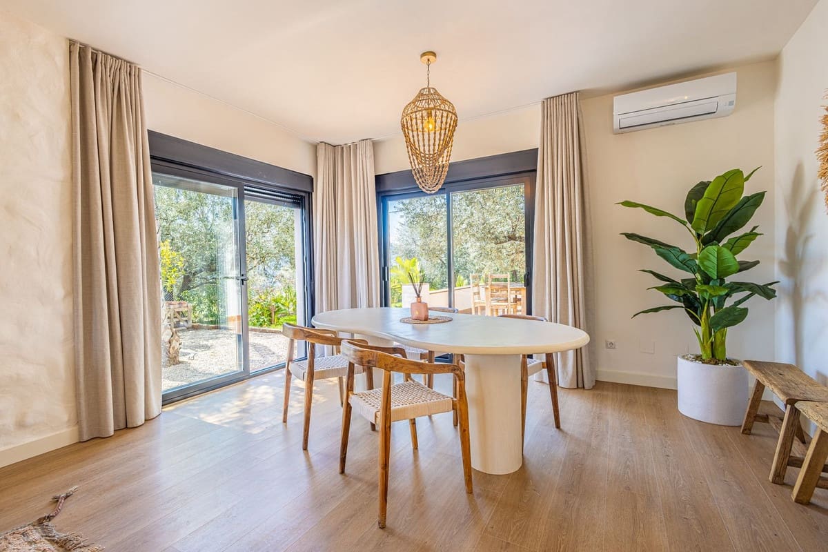 7 bedroom Finca/Country House for sale in Periana with pool garage - € 749,000 (Ref: 9723832)