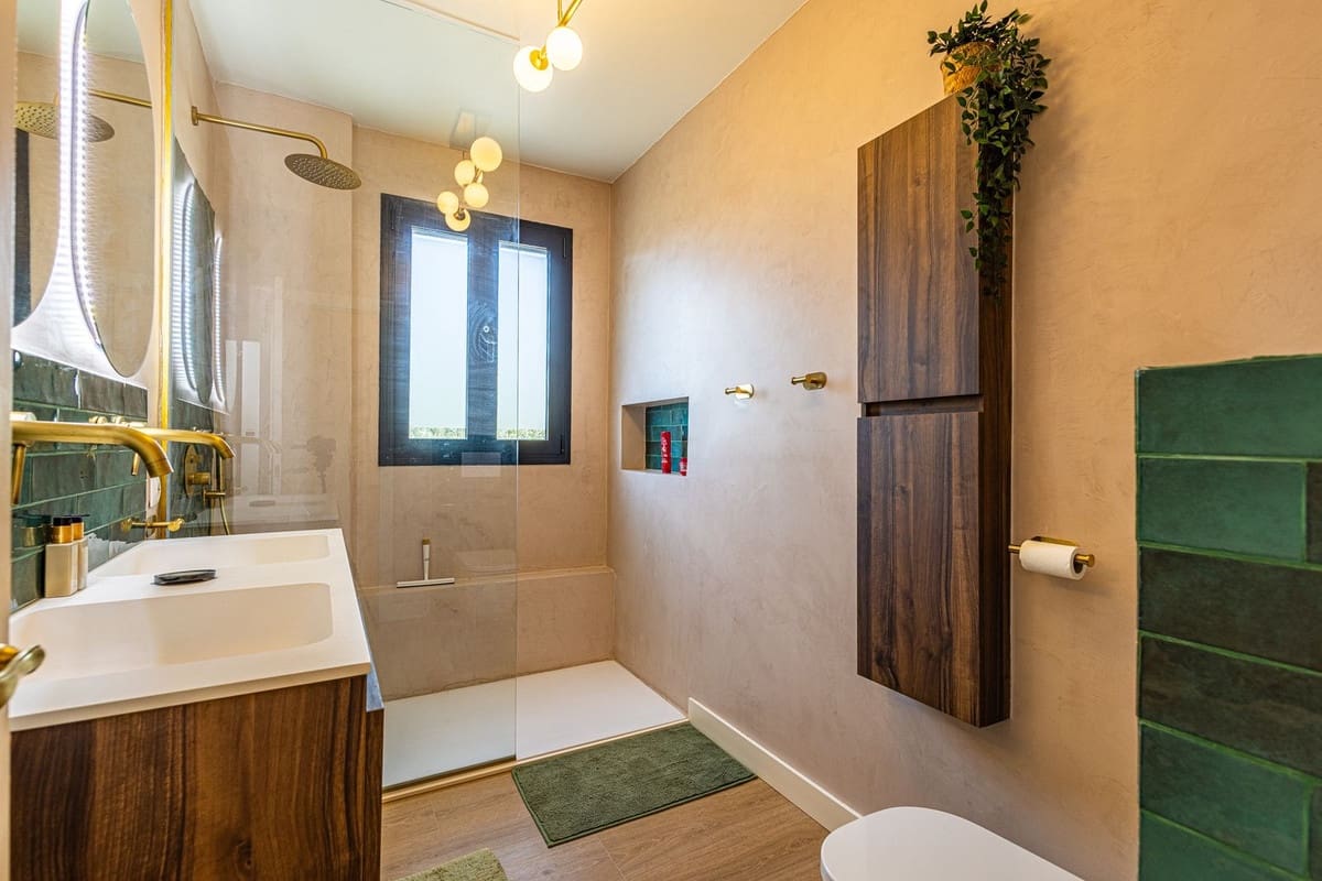 7 bedroom Finca/Country House for sale in Periana with pool garage - € 749,000 (Ref: 9723832)