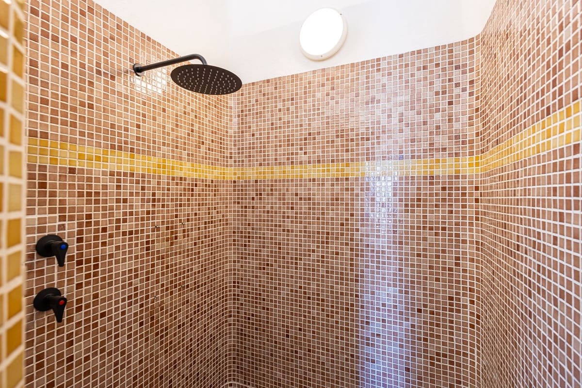 7 bedroom Finca/Country House for sale in Periana with pool garage - € 749,000 (Ref: 9723832)