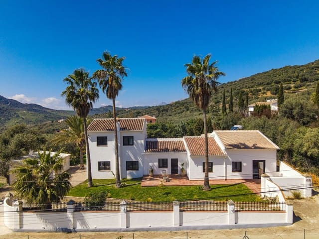 7 soveværelse Finca/Landehus til salg i Periana med swimmingpool garage - € 749.000 (Ref: 9723832)