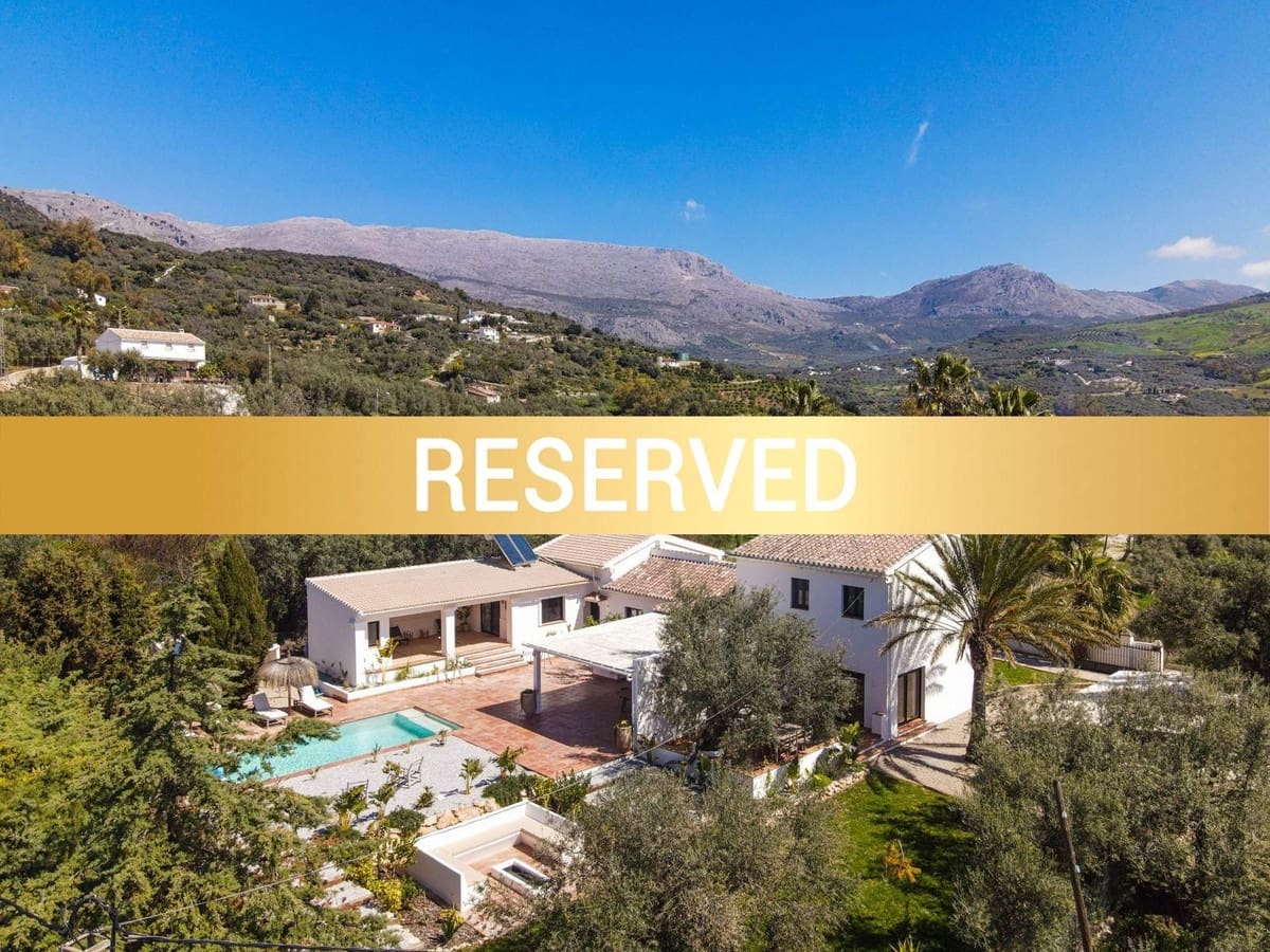 7 bedroom Finca/Country House for sale in Periana with pool garage - € 749,000 (Ref: 9723832)